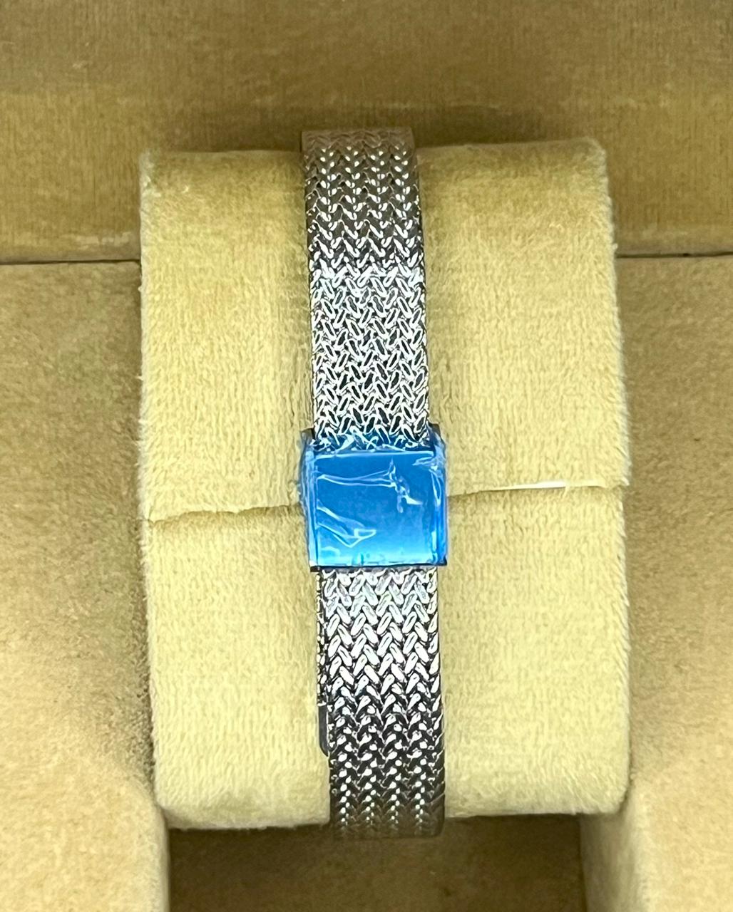 True Worth - Image 2